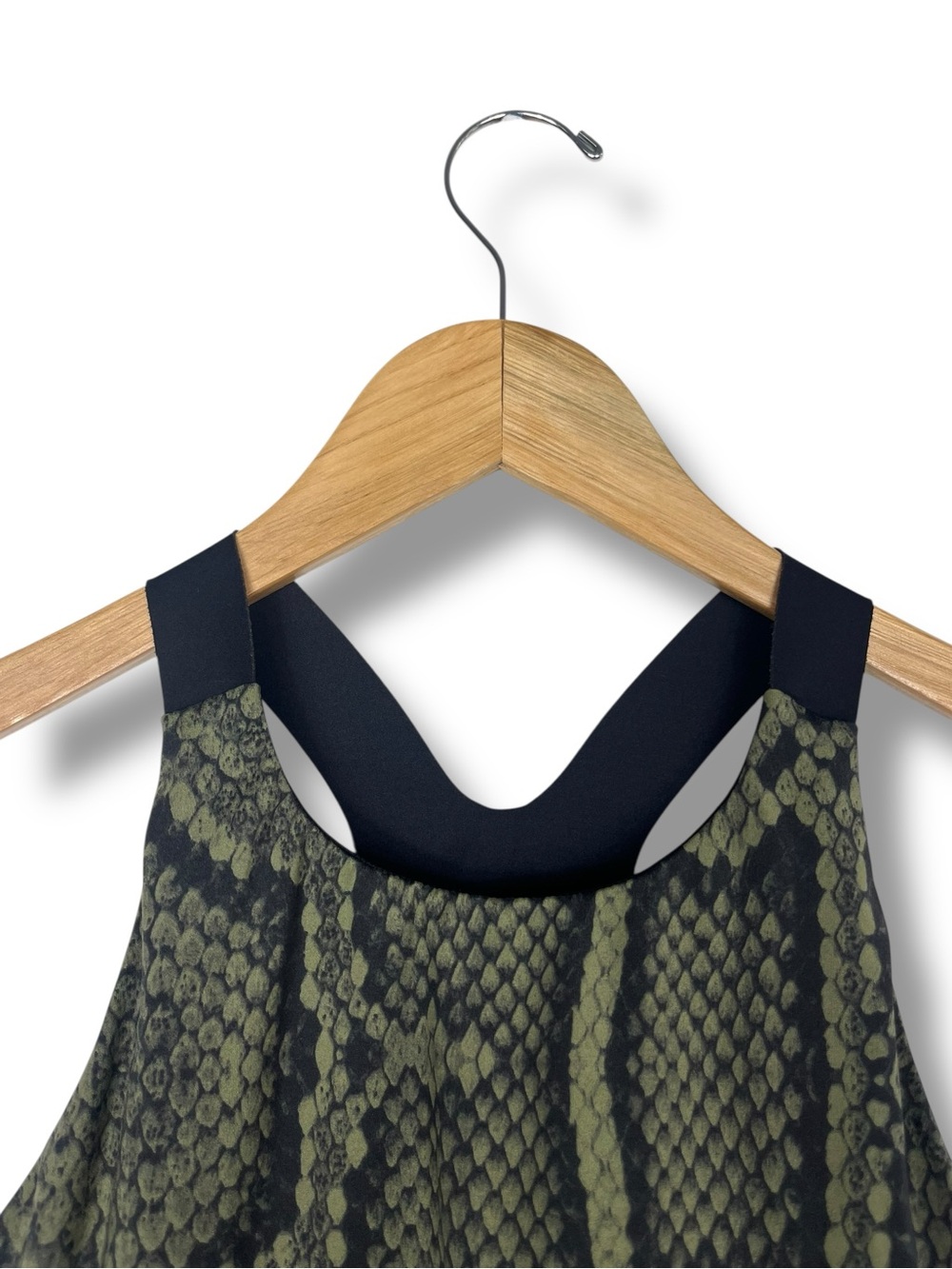 VARLEY Sherman High Neck Sports Bra Longline Large Boa Snakeskin Green Neoprene - Picture 4 of 7